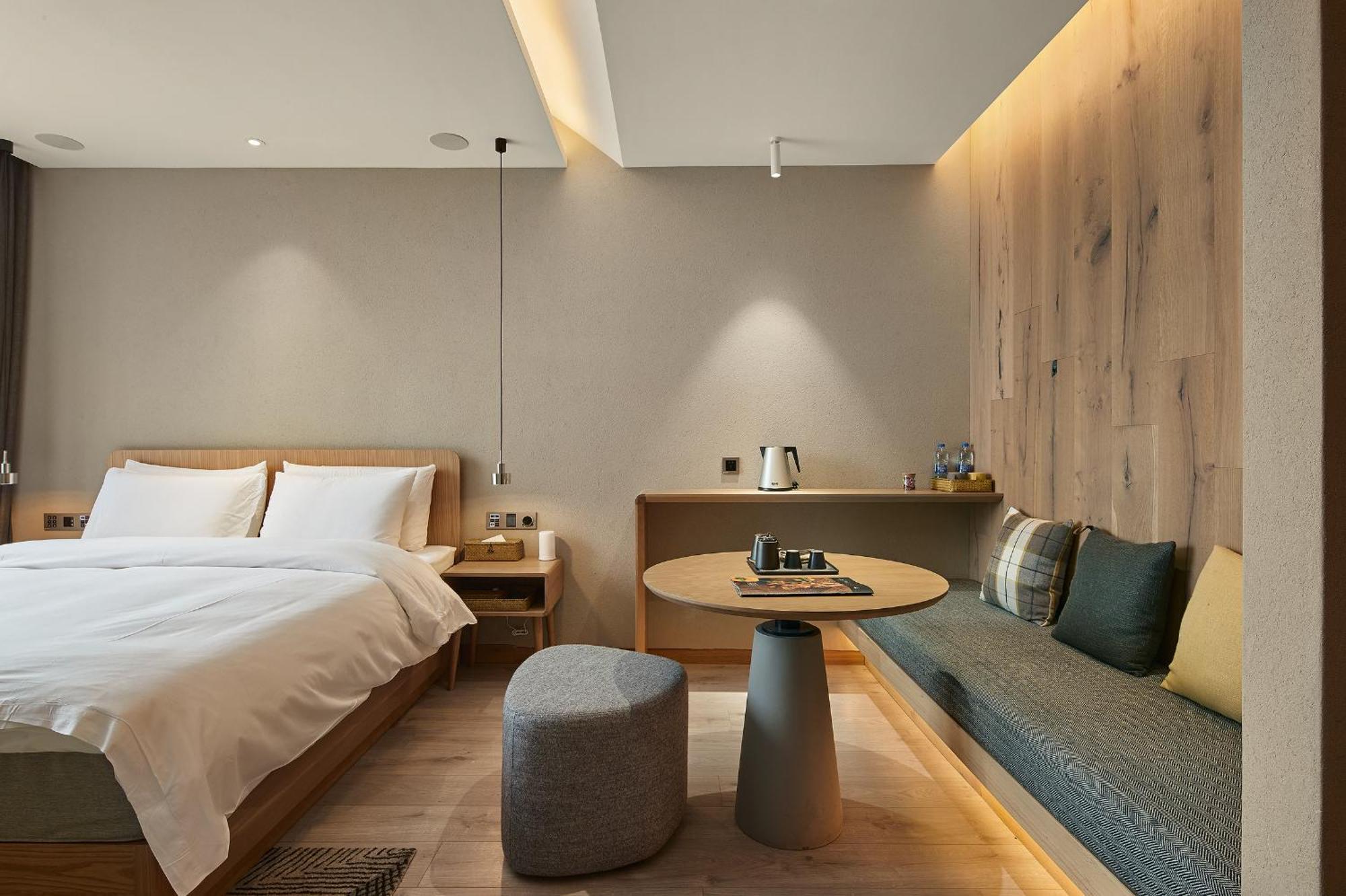 Ebo Hotel Hangzhou Wulin - 5 Mins Drive To The West Lake Bagian luar foto