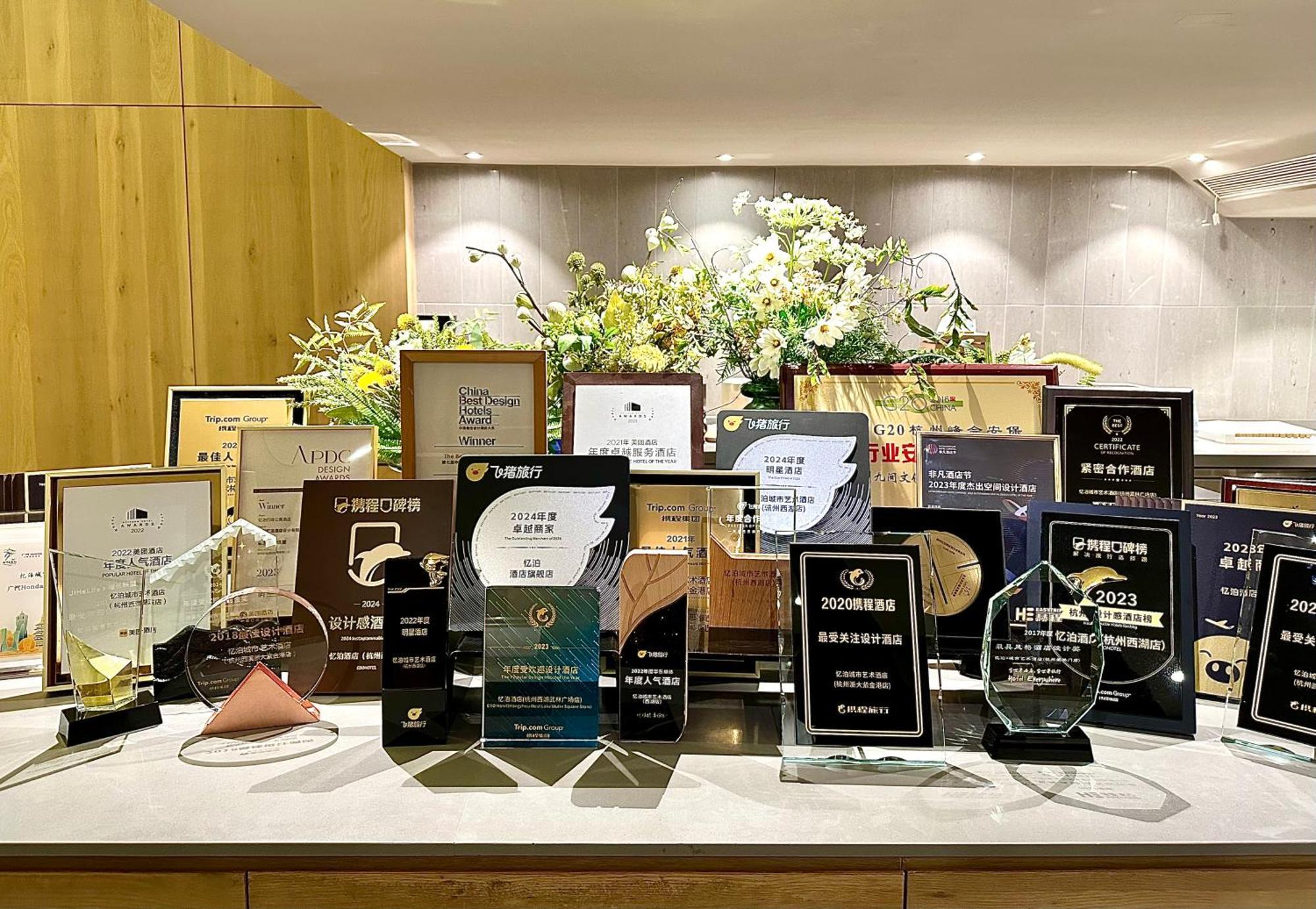 Ebo Hotel Hangzhou Wulin - 5 Mins Drive To The West Lake Bagian luar foto