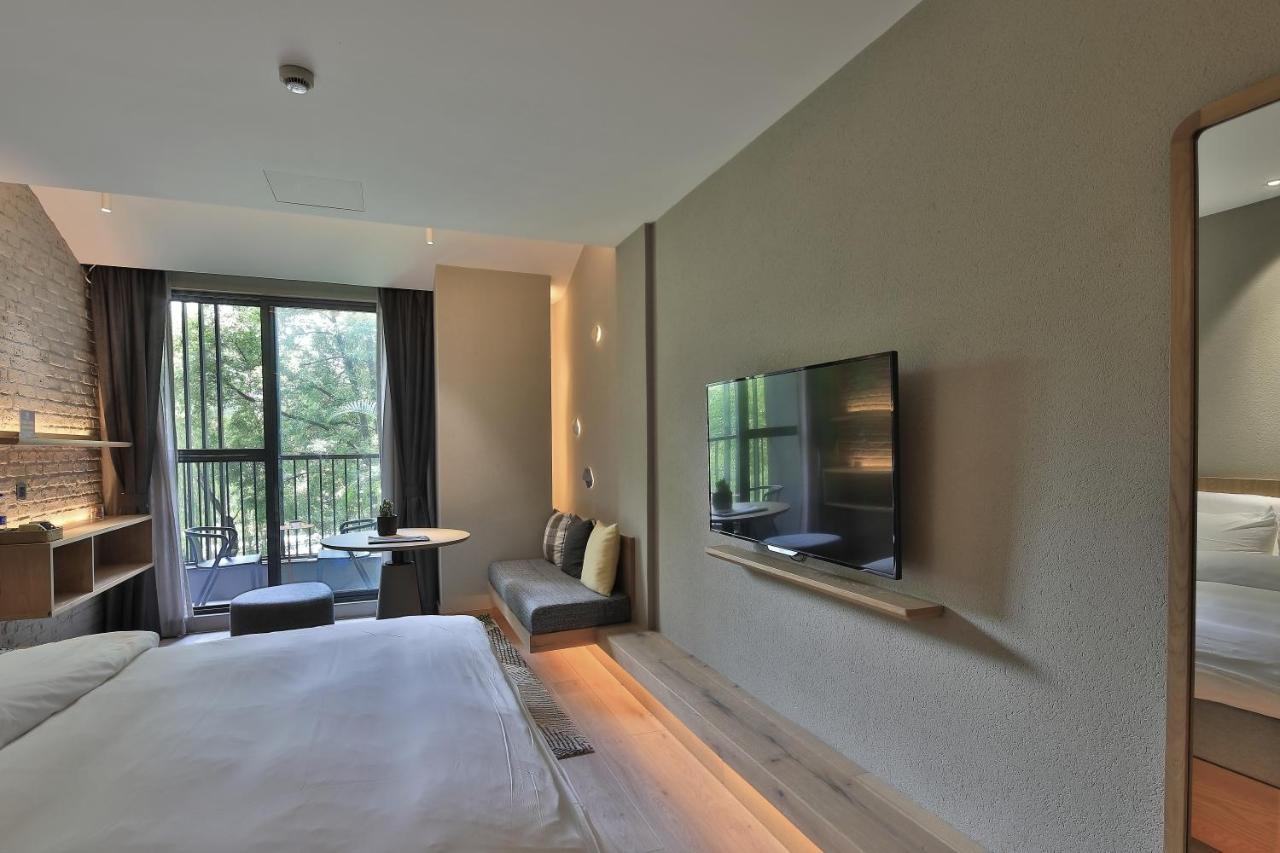 Ebo Hotel Hangzhou Wulin - 5 Mins Drive To The West Lake Bagian luar foto